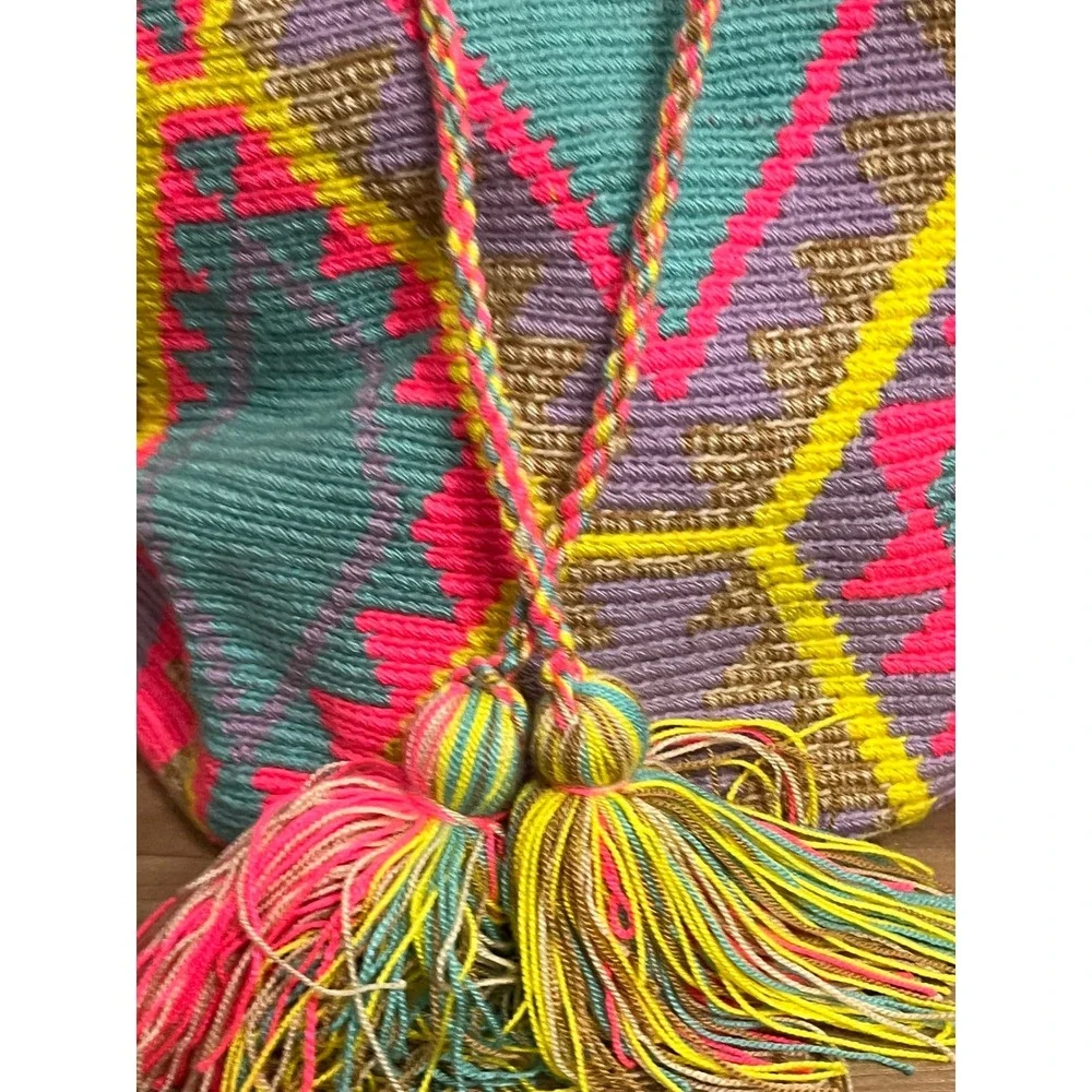 Handmade‎ Woven Crochet Bag Multi Color Diamond Pattern Tassels Shoulder Bag